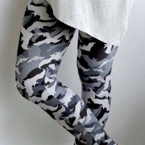 Gray Bat Camo Halloween Print Soft Leggings
